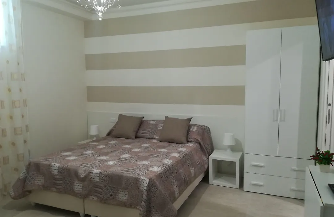 Guest House B&B Via Marina-1